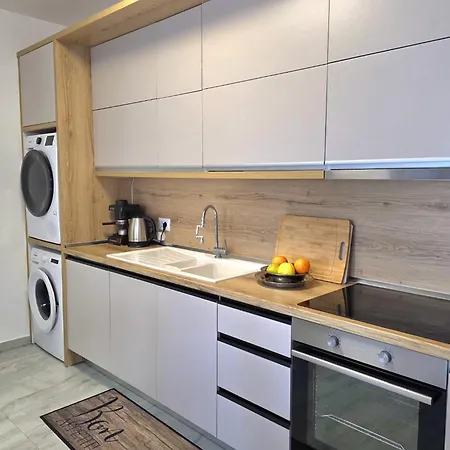 Apartment In Golem Near Sandy Beach 公寓 格勒姆